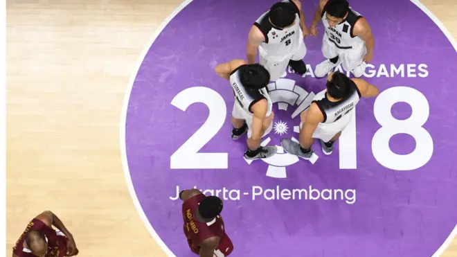 日本男篮在雅加达亚运会上的首场比赛战胜了卡塔尔。