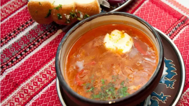 Чий борщ? Гостре питання в соцмережах