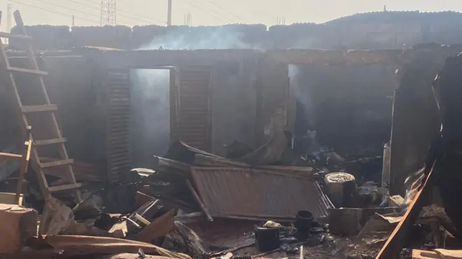 Aworan ọkan lara awọn ṣọọbu to jona