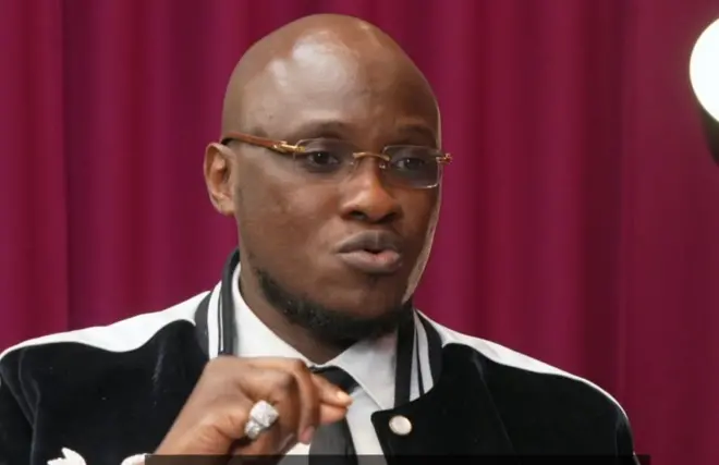 Aworan Pasitọ Tobi Adegboyega