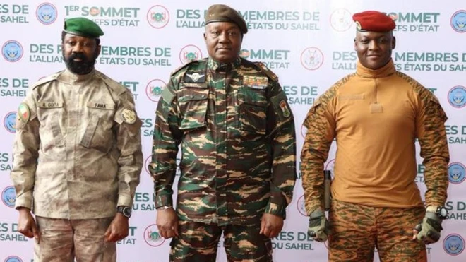 Niger General Abdourahamane Tchiani (C) and Mali Col Assimi Goïta (L) plus Burkinabé Capt Ibrahim Traoré (R), for Niamey