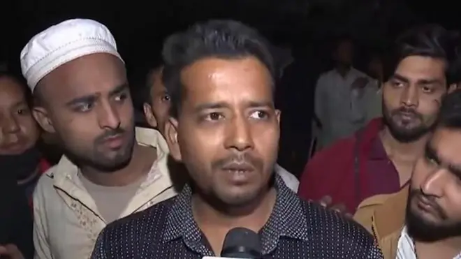 దిల్లీ పేలుడు, కారు పేలుడు, ఎర్రకోట