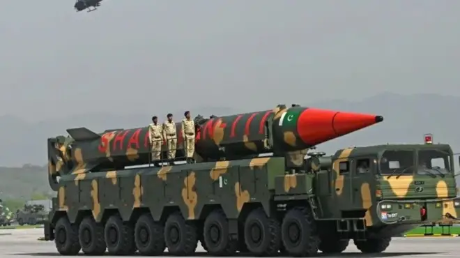 پاکستان ۲۰۲۲ کال کې شاهین درې ډوله توغندی ازمایلی چې د پاکستان پوځ په وینا تر ۲۷۵۰ کیلومترو پورې هدف په نښه کولای شي.