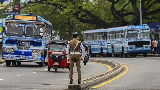 මත්ද්රව්ය භාවිත කර රිය පදවන රියදුරන් සෙවීමට මුත්රා පරීක්ෂණ