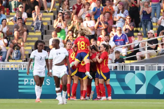 Spain celebrate dia goal
