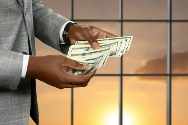 Maalqabeennada Afrika