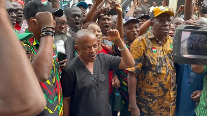 Awọn oṣiṣẹ to korajọ lati ṣe atilẹyin fun Ajaero