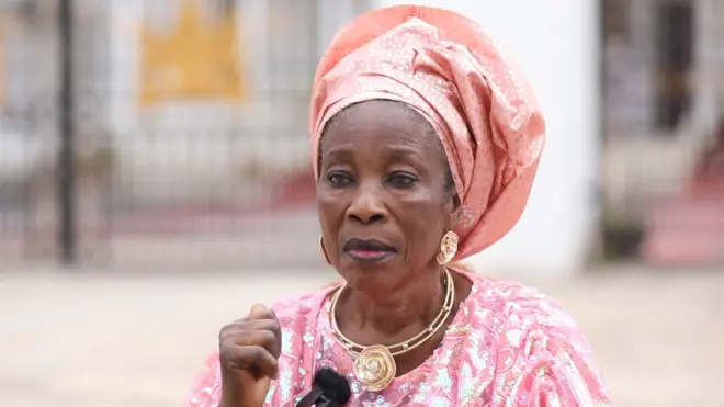 Arabinrin Adefunkẹ Adekunle