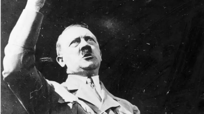 ஹிட்லரின் கடைசி நிமிடங்கள்: இறுதி உயில் கூறியது என்ன? தற்கொலை செய்துகொண்டது ஏன்?