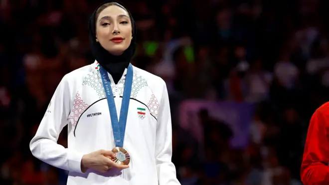 مبینا نعمت‌زاده 