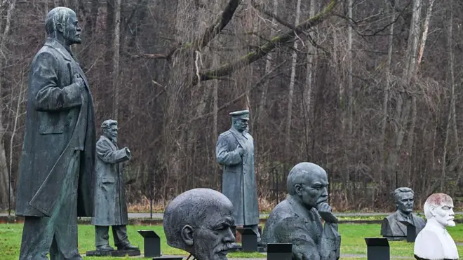 ዝሑል ኲናት እንታይ እዩ? ብኸመይ ተበጊሱ? ሕጂኸ ኣብ ምንታይ ኵነታት ይርከብ?