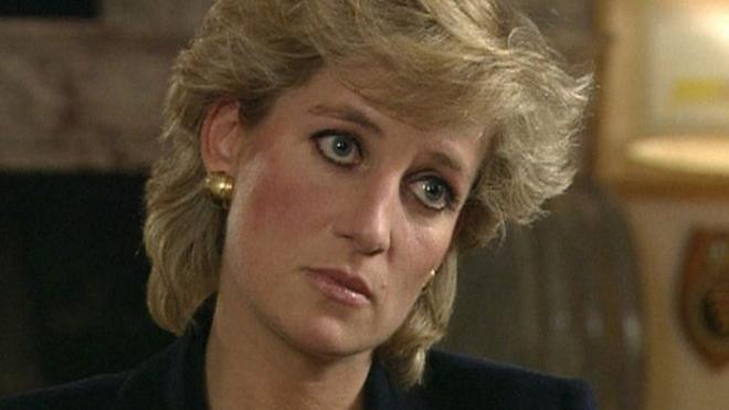Captura de tela de entrevista de Diana à BBC