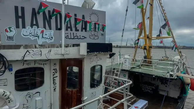 سفينة تابعة لأسطول الحرية تنطلق بهدف إيصال مساعدات إنسانية إلى غزة