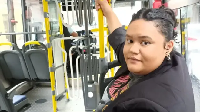 Rayane Souza alikwepa kupanda mabasi ya jiji baada ya miaka mingi ya kuhangaika kupanda