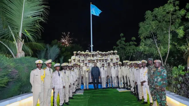 Calanka iyo Madaxweyne Xasan Sheekh