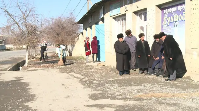 تا حدود سه ماه پیش، و درگذشت اسلام کریمف، رئیس جمهوری پیشین ازبکستان، اطلاعات چندانی درباره شوکت میرضیایف، نامزد اصلی انتخابات امروز، در دسترس نبود.