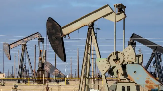 нефтяные вышки