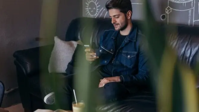 التواصل الاجتماعي