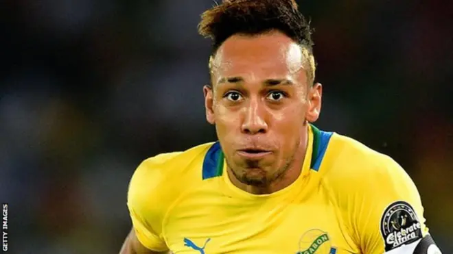 Aubameyang dey London and e fit sign for Arsenal as deadline remain one day