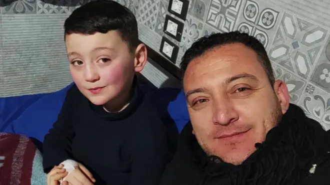 इस्माइल र उनका छोरा मुस्ताफा