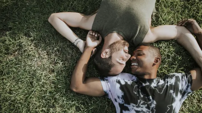 No se puede predecir el comportamiento sexual de una persona a partir del genoma.