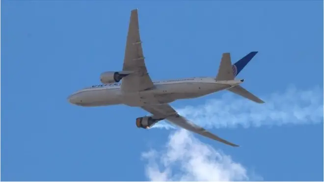 Smoke and flames come fromUnited Airlines flight 328