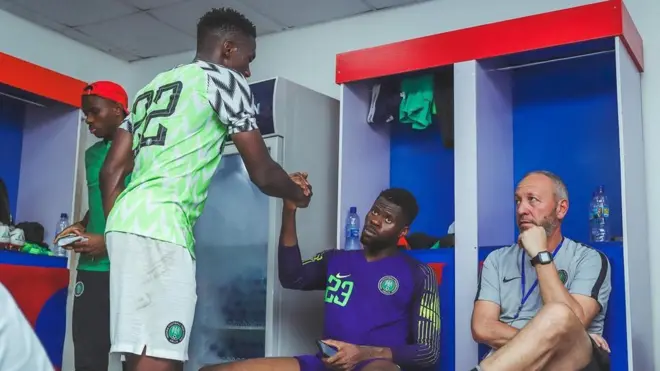 Ndị ọgba bọọlụ abụọ