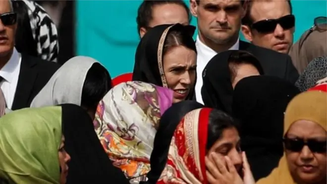 مراسم تشييع ضحايا المسجديين