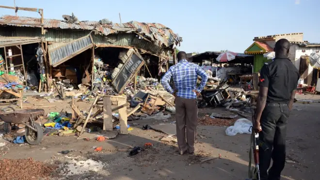 "Боко Харам" регулярно проводит атаки на мирных жителей в Нигерии. Самая крупная произошла в 2016 году, когда жертвами двух смертниц стали 56 человек.