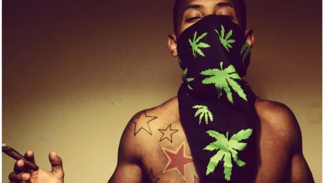 ድርብ ዕዳ ንእስነት ገለ ኤርትራውያን መንእሰያት ኣብ ስደት