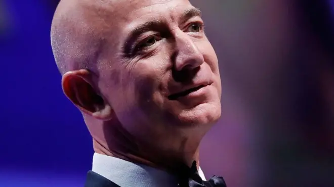 傑夫·貝索斯擁有1560億美元，是世界上最富有的人——去年10月獲得曾經屬於比爾蓋茨的首富頭把交椅。