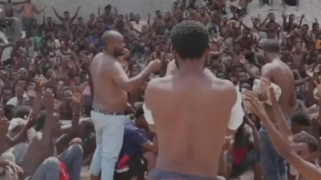 ብዓሰርታት ኣሽሓት ዝቑጸሩ ኢትዮጵያውያን ስደተኛታት ኣብ የመን ተጸጊሞም ከምዘለው ዓለምለኻዊ ትካል ስደተኛታት ገሊጹ።