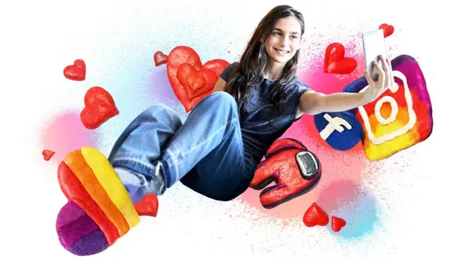 Image of a teenager taking a selfie