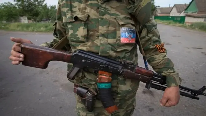 Георгіївські стрічки в Україні вважають символом проросійських сепаратистів.