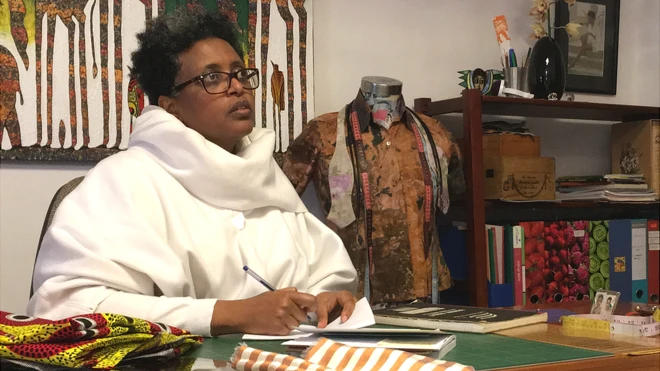 ኮከብ ለሽልማቱ ከአምስት አፍሪካውያን ዲዛይነሮች ጋር ትወዳደራለች