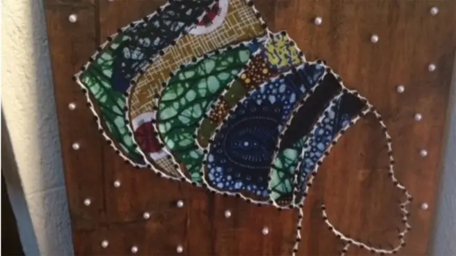 Mchoro wa picha uliotumia misumari nyuzi na mbao