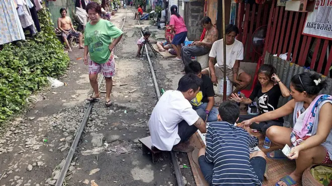 Namoonni 100,000 ta'an naannoo Kiloongi Toyeeyi keessa jiraatu