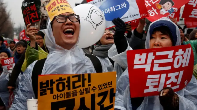 Those attending held banners calling on the South Korean president to step down