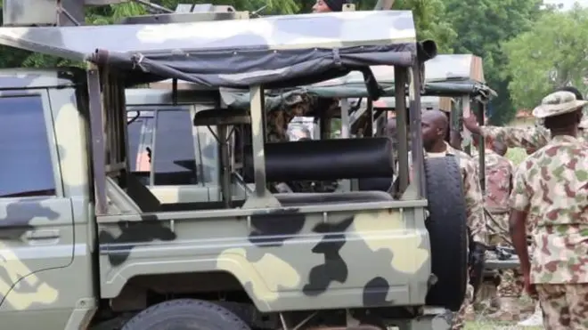 Loltoonni waajjira dhaabbatichaa deemuun akka cufuuf dirqiisiisan