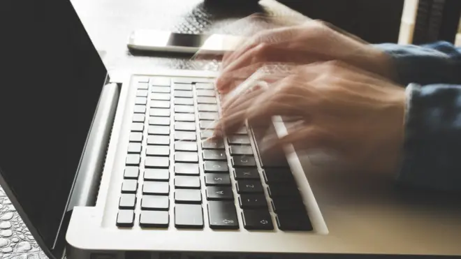 ¿Es más productivo teclear con mayor velocidad?