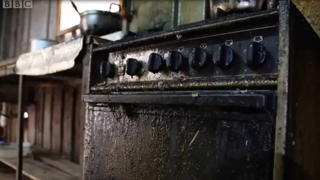 열악한 거주 시설