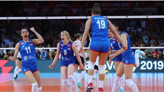 Одбојкашице