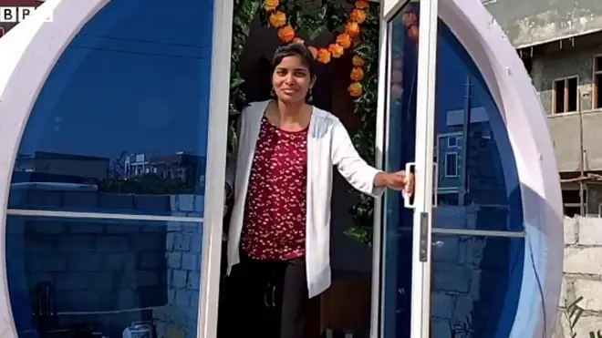 పైపులో ఇల్లు