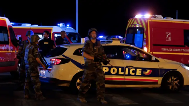 Полиция на месте нападения