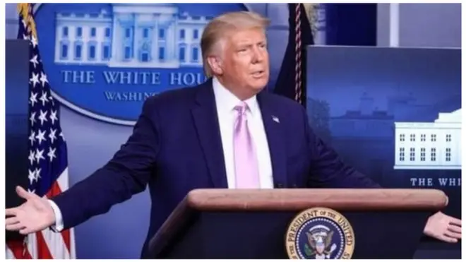 डोनाल्ड ट्रंप