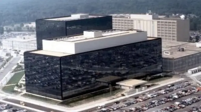 این ایس اے کو مائکروسافت کے ساتھ معلومات مشترک نہیں کرنے پر تنقید کا نشنانہ بنایا جا رہا ہے