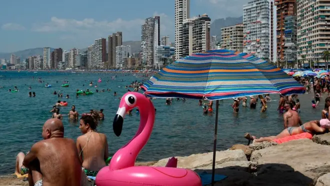 Benidorm, özellikle her şey dahil paket tatilleri tercih eden İngiliz turistlerin gözde mekanlarından.