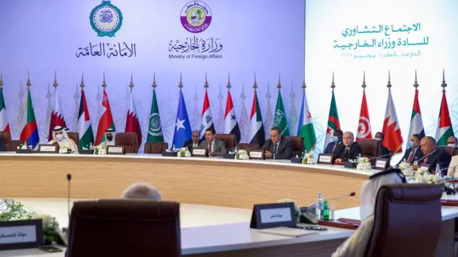 يعقد وزراء الخارجية العرب اجتماعا "غير عادي" في قطر لبحث آخر تطورات قضية سد النهضة، مع تعثر المفاوضات بين مصر والسودان وإثيوبيا