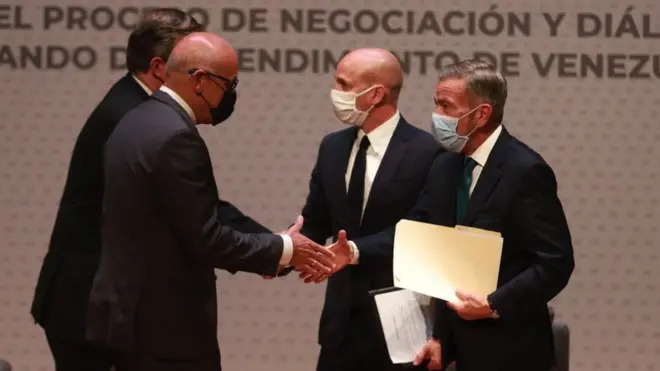 Jorge Rodríguez (izquierda) y Gerardo Blyde (derecha) representarán al gobierno de Venezuela y oposición, respectivamente, en la nueva negociación auspiciada por México y con Noruega como mediador.
