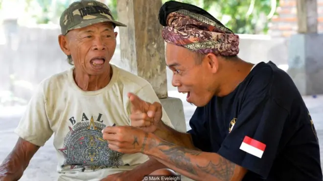 Kata Kolok secara natural berkembang dan bertambah kosakatanya.